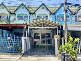 For rent 2 bedrooms townhouse in Mueang Nonthaburi, Nonthaburi