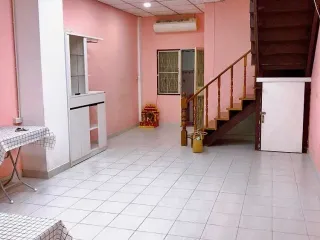 For rent 2 bedrooms townhouse in Mueang Nonthaburi, Nonthaburi