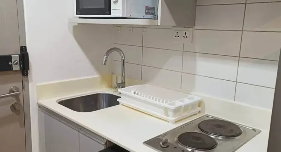 Wohnung zur Miete mit 1 Zimmer in Phra Khanong, Bangkok