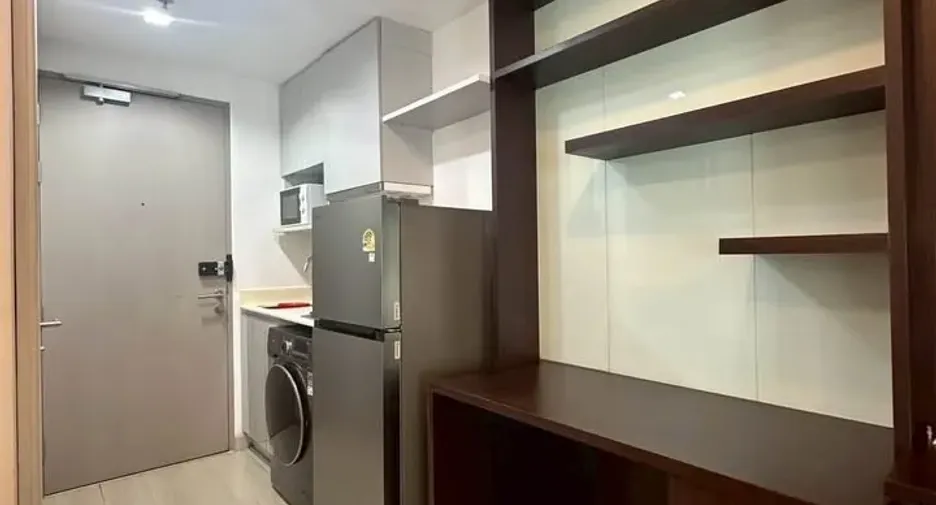 Wohnung zur Miete mit 1 Zimmer in Phra Khanong, Bangkok