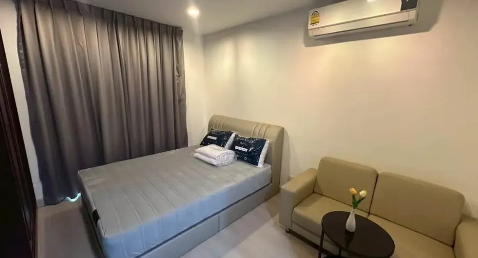 Wohnung zur Miete mit 1 Zimmer in Phra Khanong, Bangkok