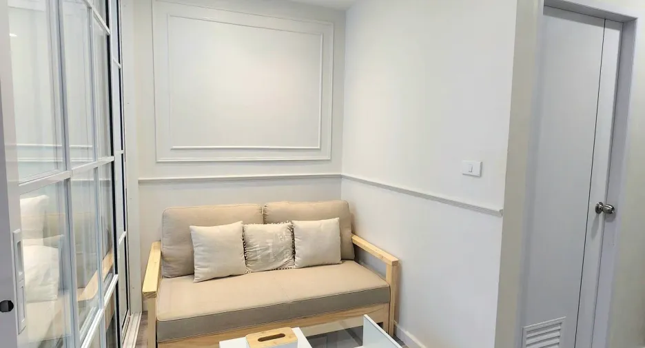 Condo en alquiler de 1 habitaciones en Huai Khwang, Bangkok