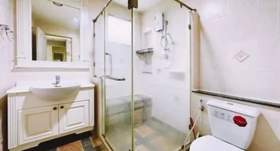 For rent 5 bedrooms house in Prawet, Bangkok