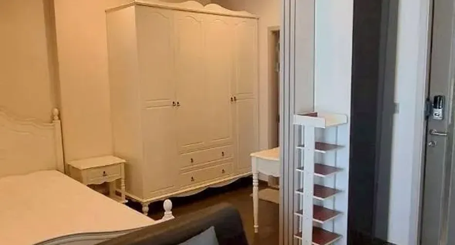 À louer 1 chambre condo à Pathum Wan, Bangkok
