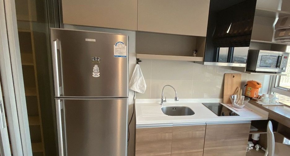 For sale 1 bed condo in Phra Khanong, Bangkok