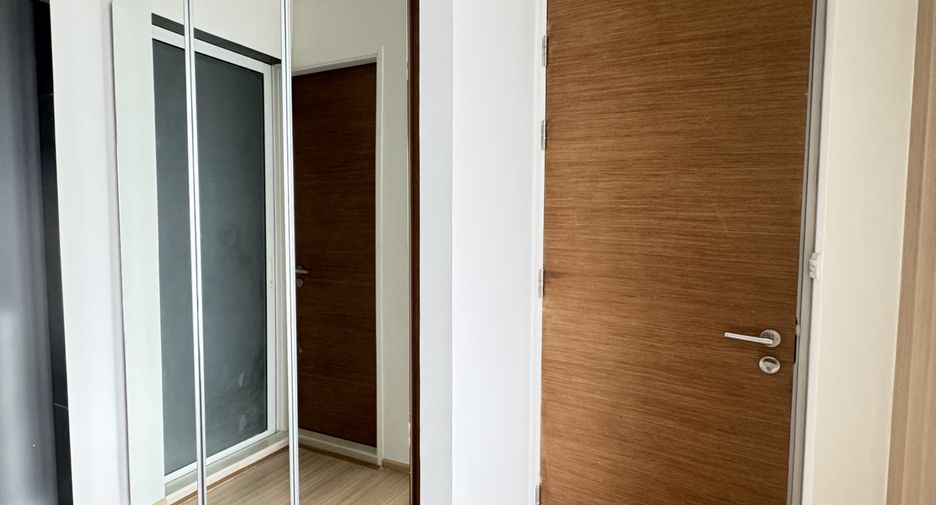 For sale 1 bed condo in Phra Khanong, Bangkok