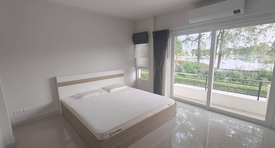 Haus zur Miete mit 4 Zimmer in Mueang Phuket, Phuket
