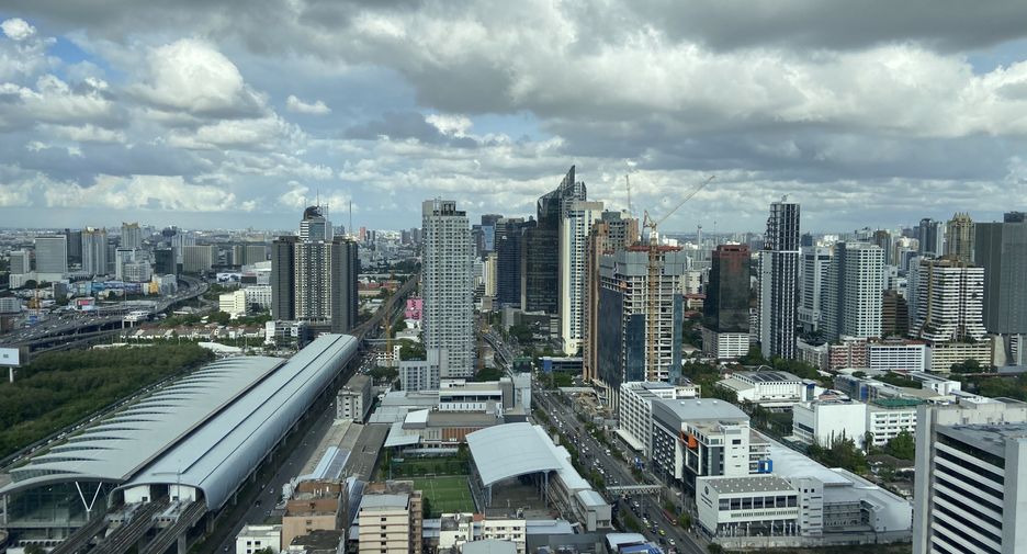 À vendre et à louer 1 chambre condo à Watthana, Bangkok