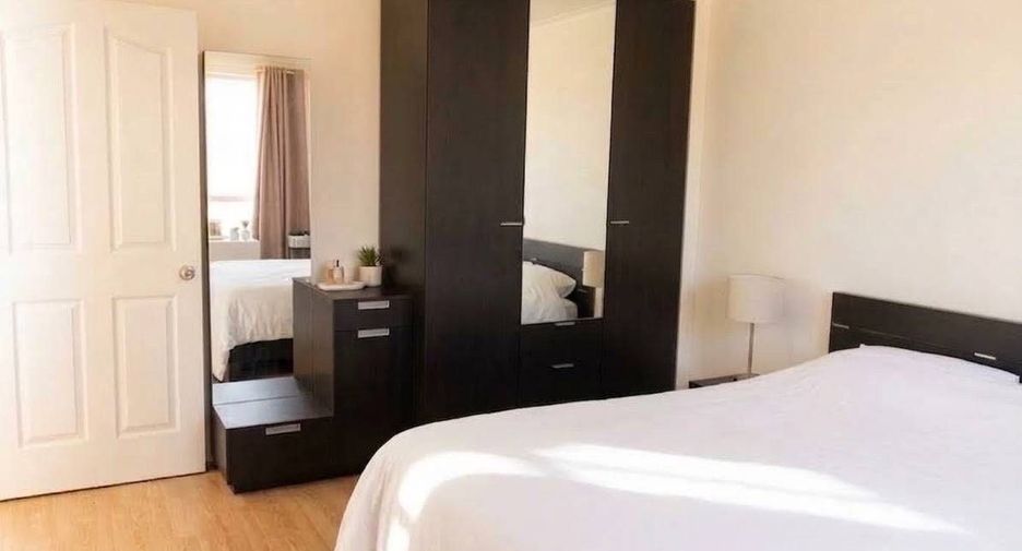 For sale 1 bed condo in Bang Kapi, Bangkok