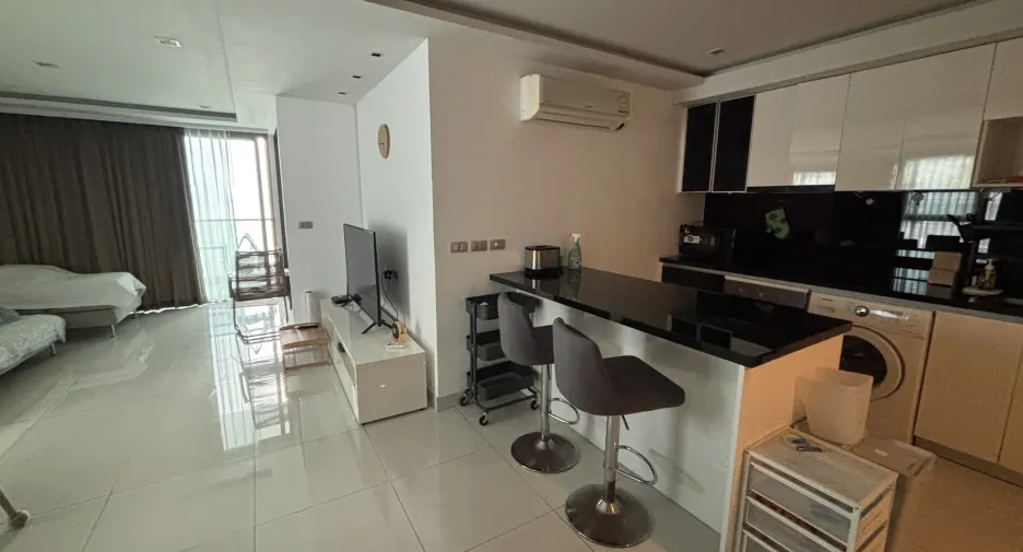For sale and for rent 2 bedrooms condo in Bang Lamung, Chonburi