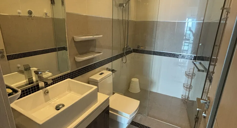 For sale and for rent 2 bedrooms condo in Bang Lamung, Chonburi