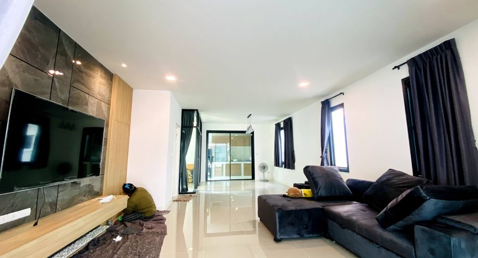 Casa en venta y en alquiler de 4 habitaciones en Bang Khun Thian, Bangkok