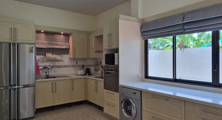 For sale 4 bedrooms house in Huay Yai, Pattaya