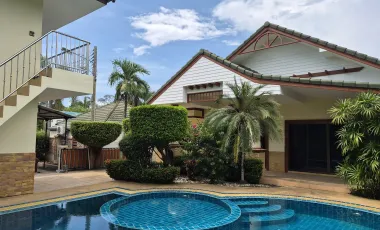 For sale 4 bedrooms house in Huay Yai, Pattaya