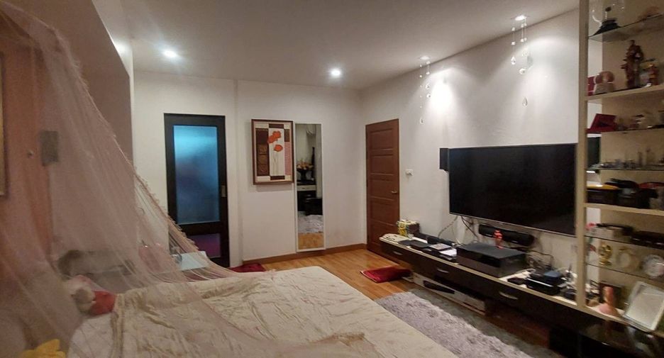 For sale 1 bed condo in Din Daeng, Bangkok