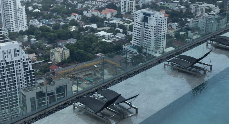Condo en alquiler de 2 habitaciones en Watthana, Bangkok