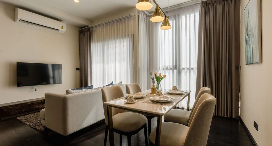For rent 2 bedrooms condo in Watthana, Bangkok