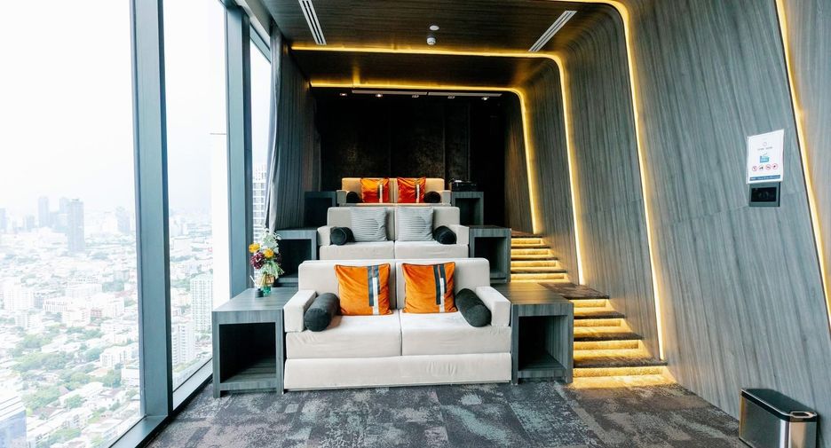 For rent 2 bedrooms condo in Watthana, Bangkok