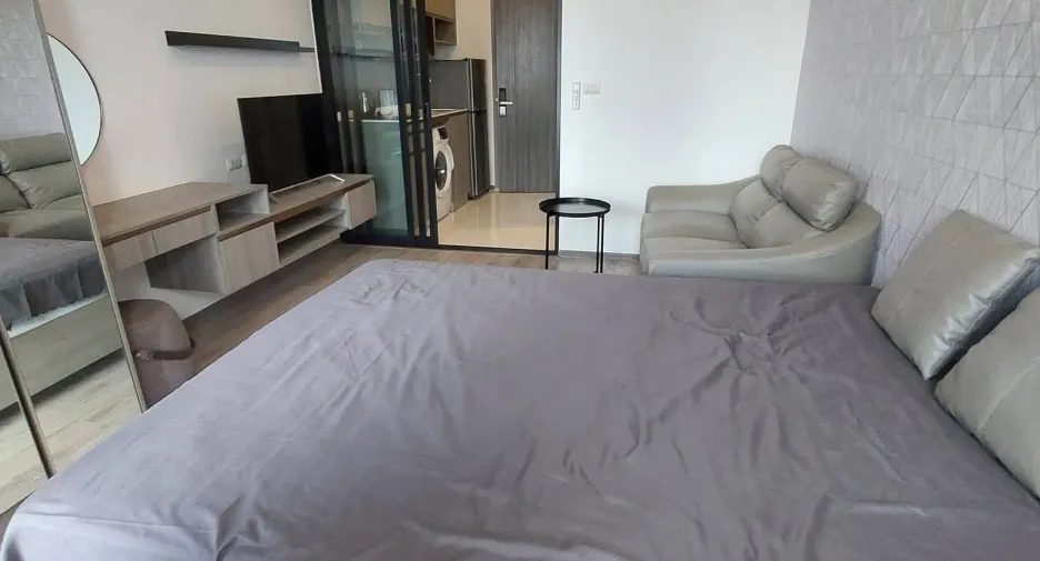 For sale studio condo in Watthana, Bangkok