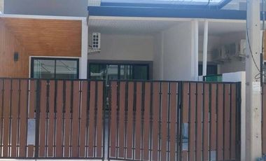 Reihenhaus zur Miete mit 3 Zimmer in Hua Hin, Prachuap Khiri Khan