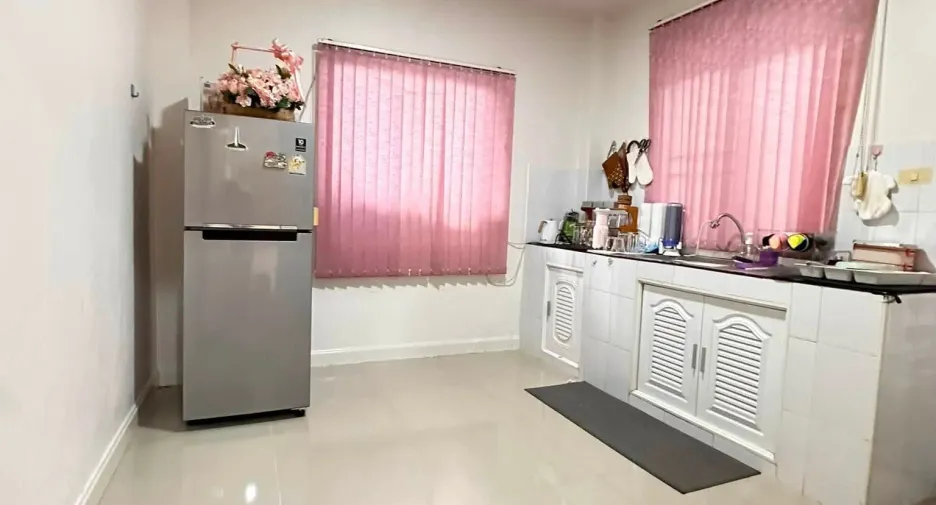 出租 3 卧室 独立屋 在 San Kamphaeng, Chiang Mai