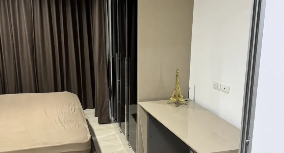 For sale 1 bed condo in Khlong Toei, Bangkok