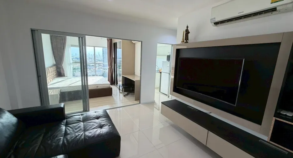 For sale 1 bed condo in Khlong Toei, Bangkok
