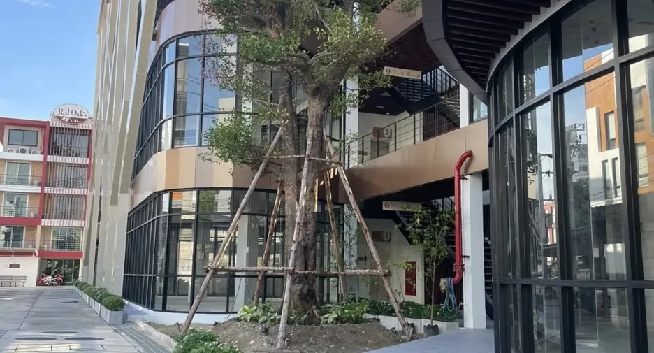For rent 1 bed retail Space in Bang Na, Bangkok