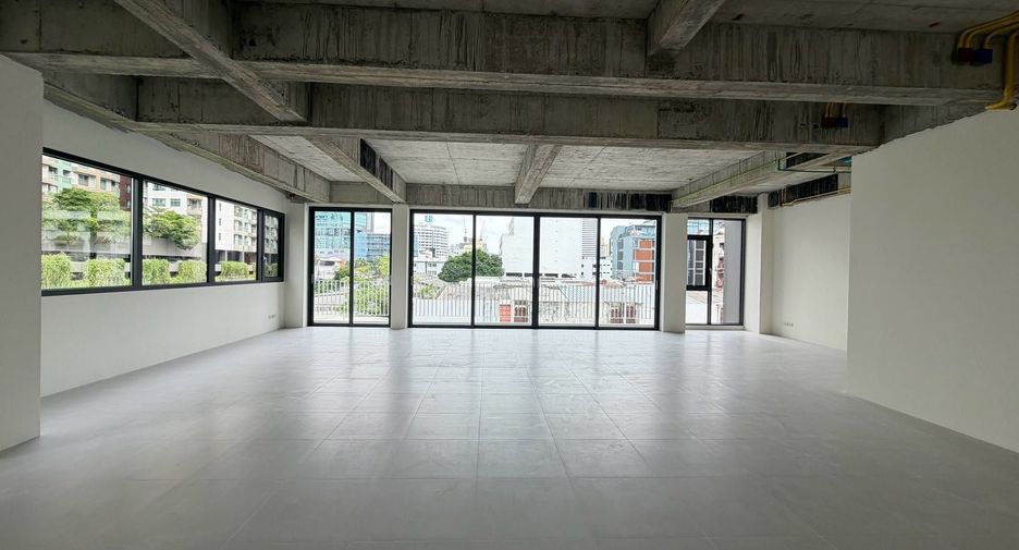 出售 和 出租 办公室 在 Huai Khwang, 曼谷