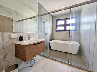 Haus zum Kauf und zur Miete mit 4 Zimmer in Mueang Phuket, Phuket