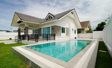 Villa zum Kauf mit 3 Zimmer in Bang Saray, Pattaya