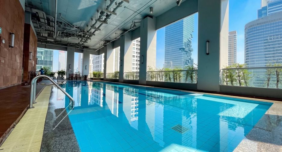 For rent 1 bed condo in Sathon, Bangkok