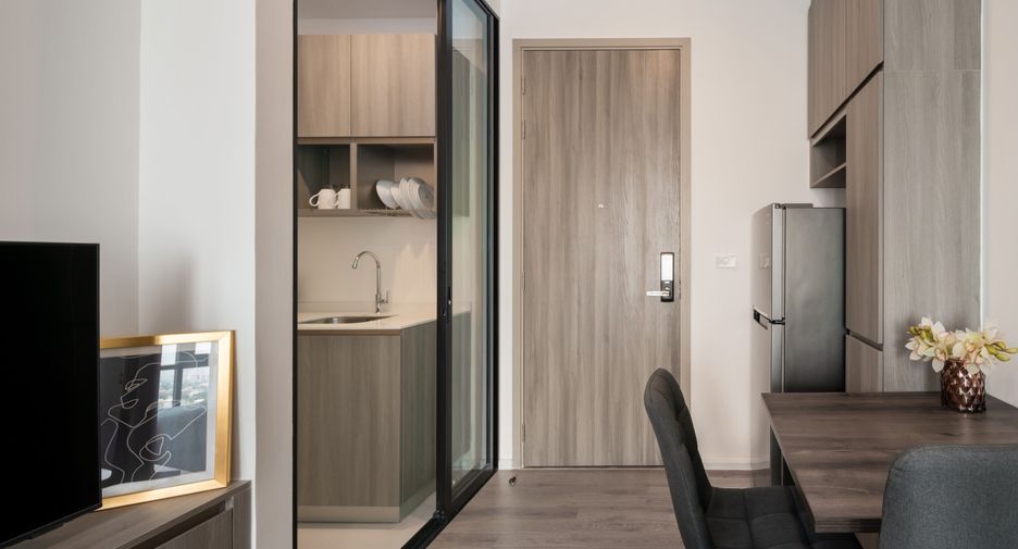 For rent 1 bed condo in Mueang Samut Prakan, Samut Prakan