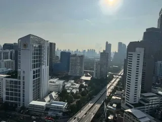 For rent 2 bedrooms condo in Bang Rak, Bangkok
