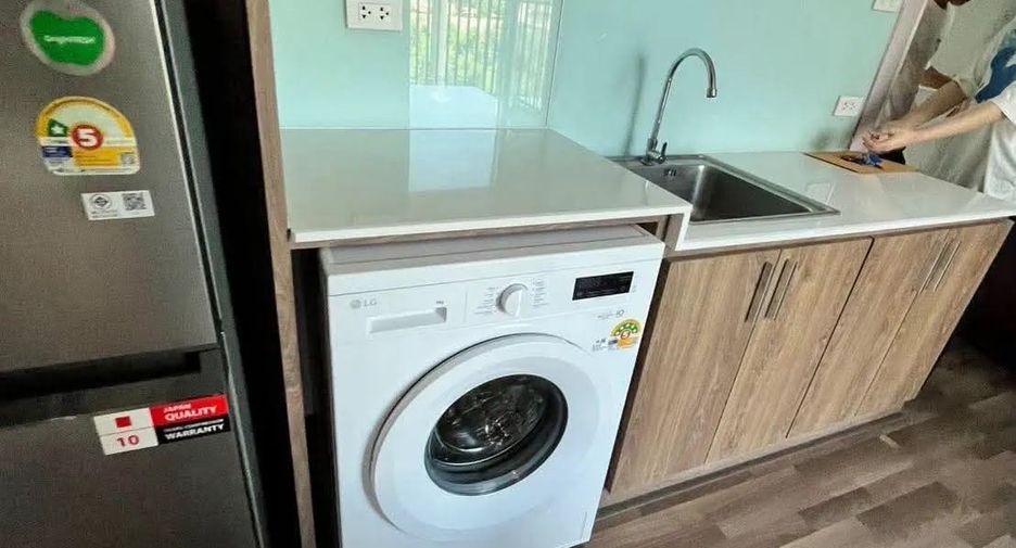 À vendre studio condo à Chatuchak, Bangkok
