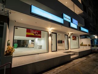 For rent retail Space in Watthana, Bangkok