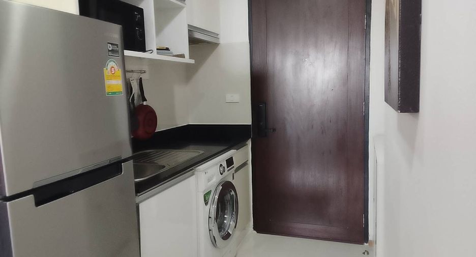 For rent 2 bedrooms condo in Chatuchak, Bangkok