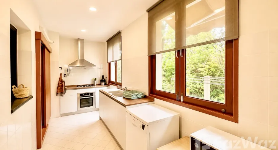 For rent 4 ベッドルーム villa in Thalang, Phuket