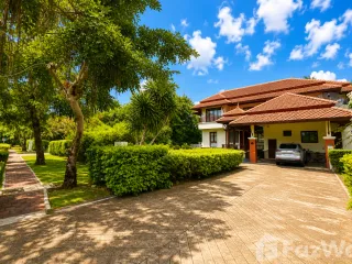 For rent 4 ベッドルーム villa in Thalang, Phuket