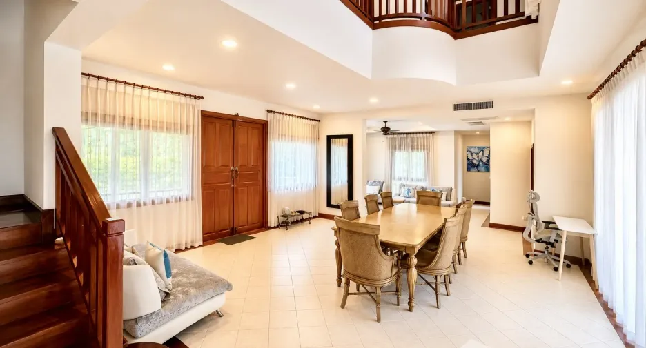 For rent 4 ベッドルーム villa in Thalang, Phuket
