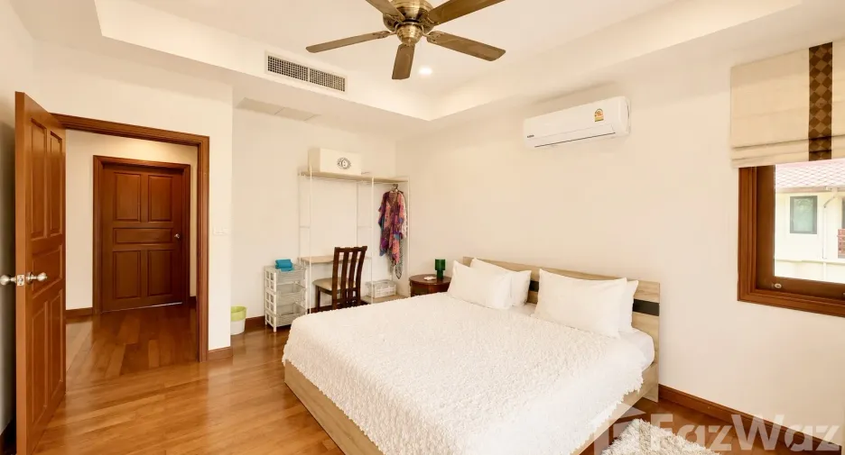 For rent 4 ベッドルーム villa in Thalang, Phuket