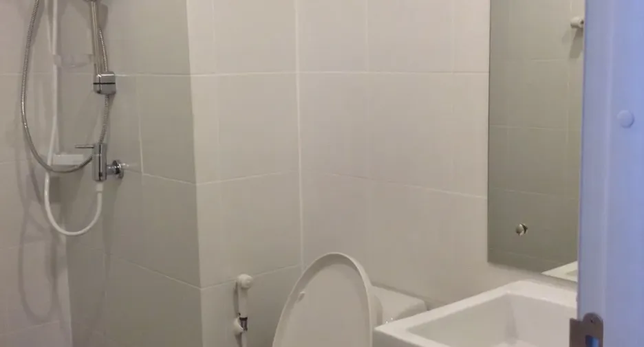 For sale スタジオ condo in Sathon, Bangkok