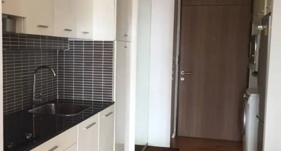 Wohnung zum Kauf mit 1 Zimmer in Khlong Toei, Bangkok