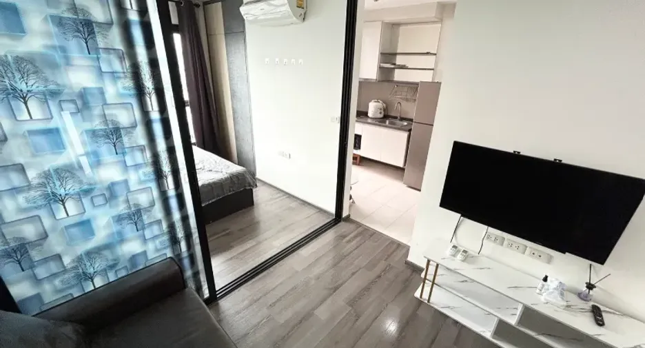 For rent 1 bed condo in Watthana, Bangkok