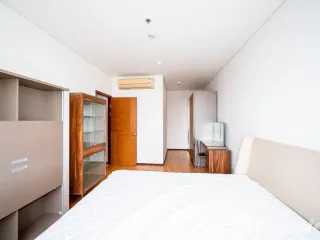 Condo en alquiler de 1 habitaciones en Khlong San, Bangkok