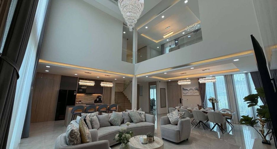 À vendre 5 chambres villa à Bang Lamung, Chonburi