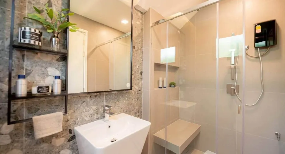 Haus zur Miete mit 5 Zimmer in Saphan Sung, Bangkok