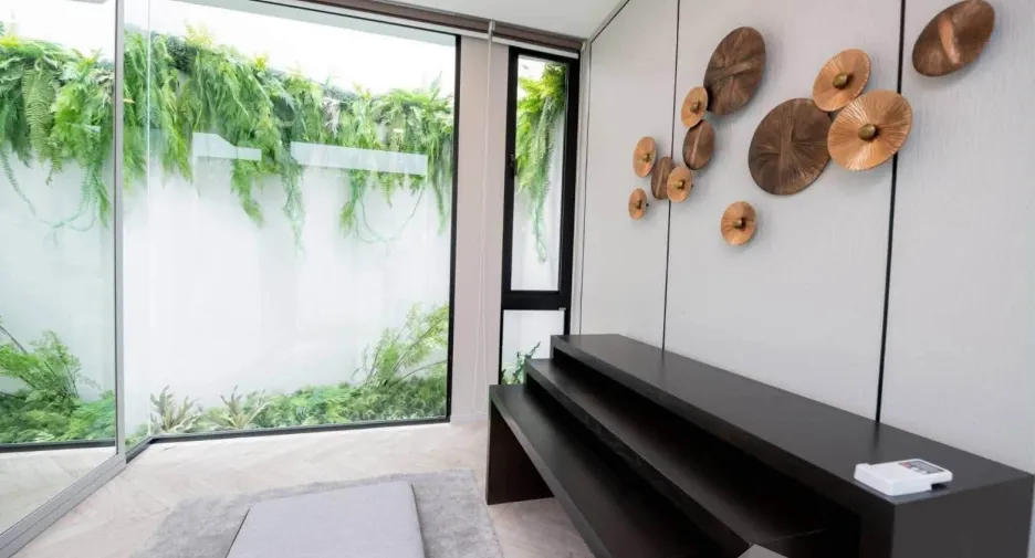 Haus zur Miete mit 5 Zimmer in Saphan Sung, Bangkok