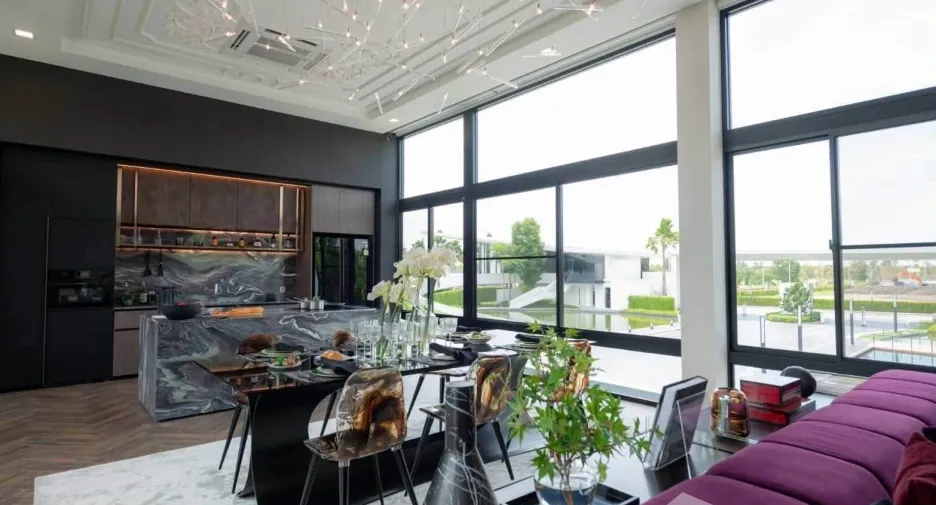 Haus zur Miete mit 5 Zimmer in Saphan Sung, Bangkok