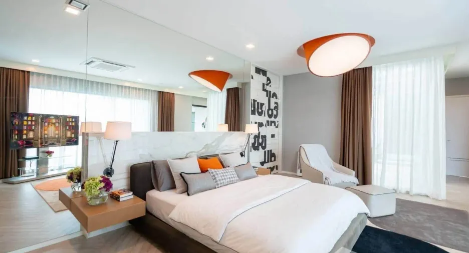 Haus zur Miete mit 5 Zimmer in Saphan Sung, Bangkok